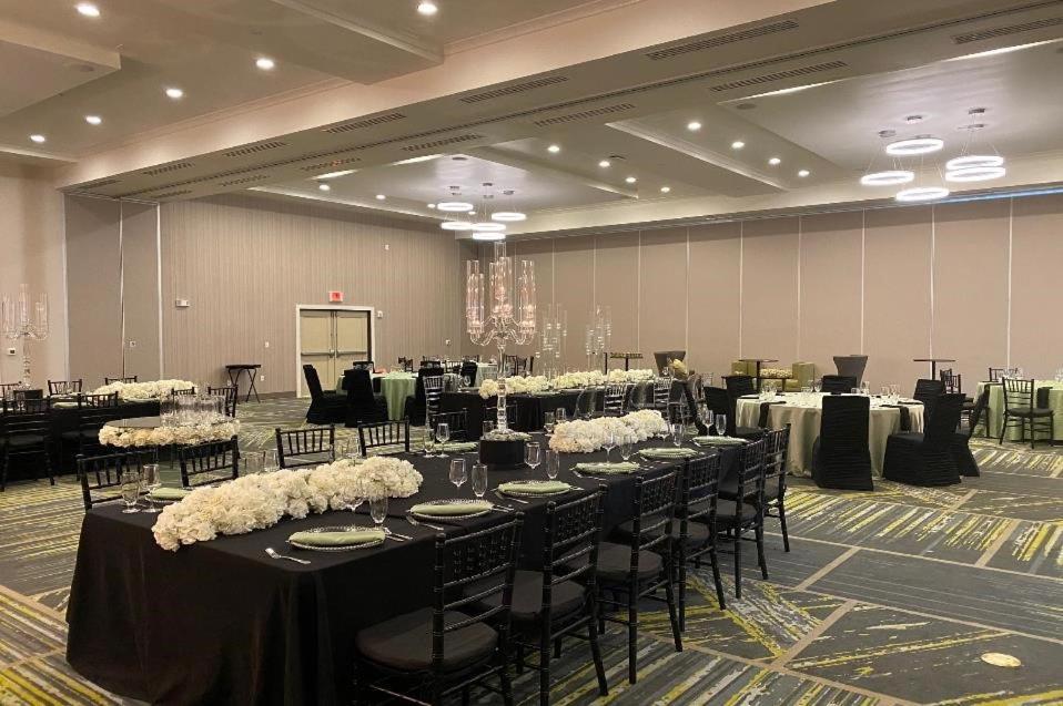 Holiday Inn Willowbrook Houston Nw سايبريس المظهر الخارجي الصورة